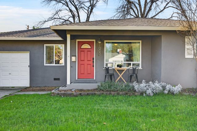 1005 Gold Street, Redding, CA 96001