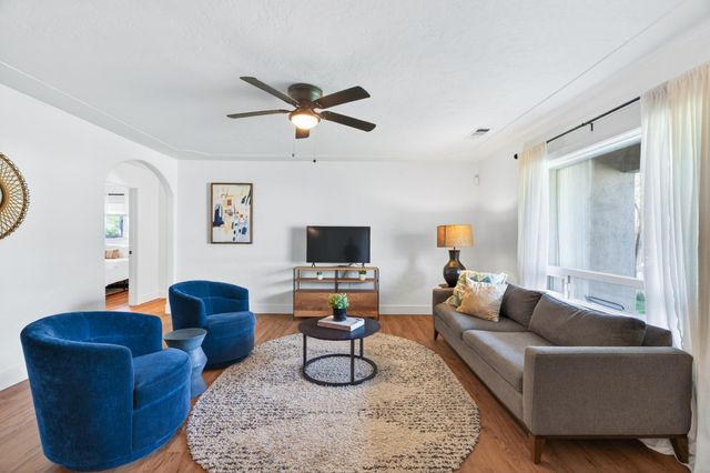 1005 Gold Street, Redding, CA 96001