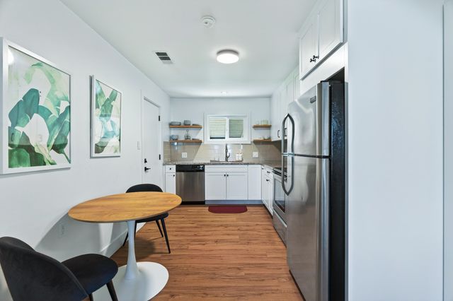 1005 Gold Street, Redding, CA 96001