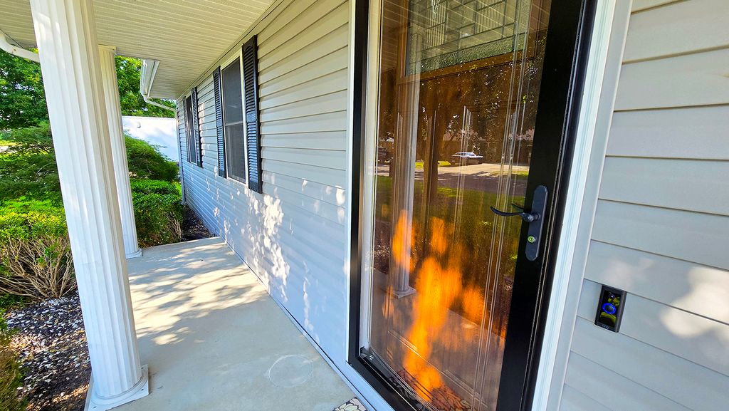 Image 17 of property listing at 431 Easthaven Drive, Centralia, IL 62801