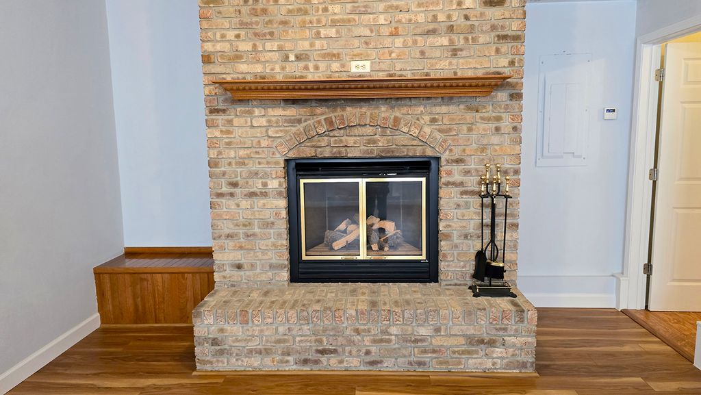 Image 34 of property listing at 431 Easthaven Drive, Centralia, IL 62801