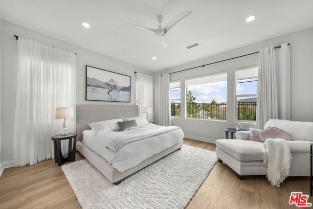 2501 Presley Court, Camarillo, CA 93012