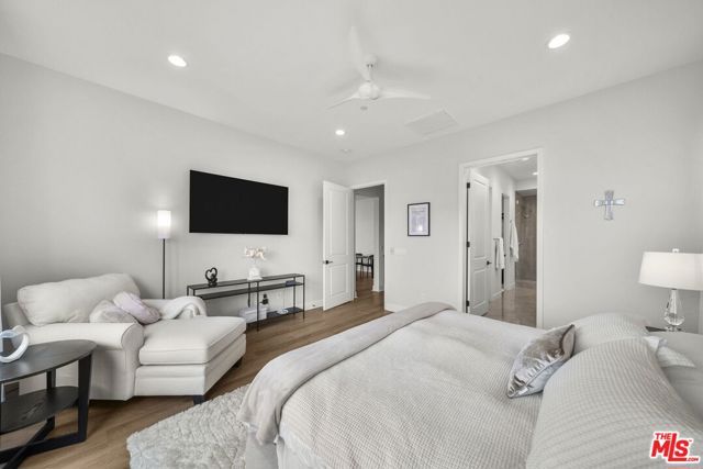 2501 Presley Court, Camarillo, CA 93012