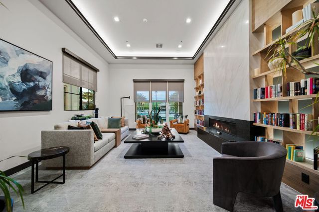 2501 Presley Court, Camarillo, CA 93012