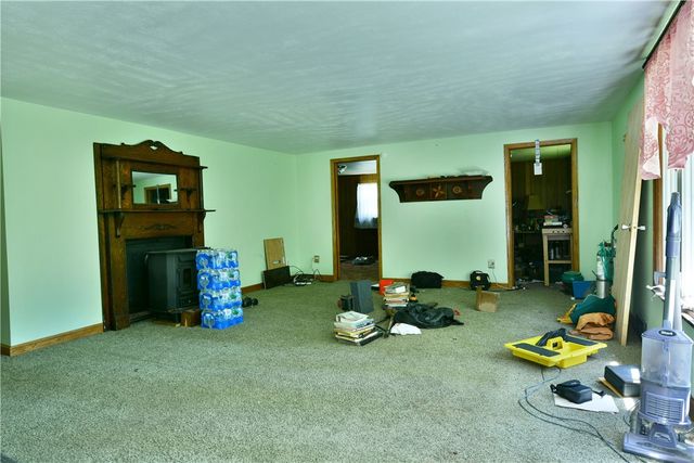 184 Mcclain Ln, New Castle, PA 16105