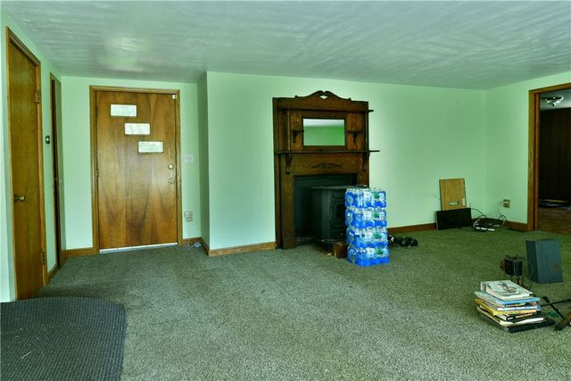 184 Mcclain Ln, New Castle, PA 16105