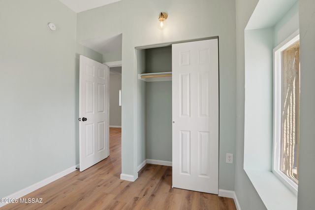 402 W 41st Street, Tucson, AZ 85713