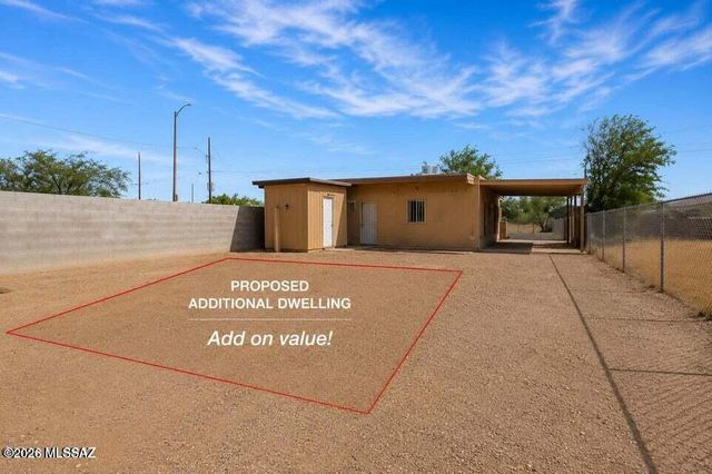 402 W 41st Street, Tucson, AZ 85713