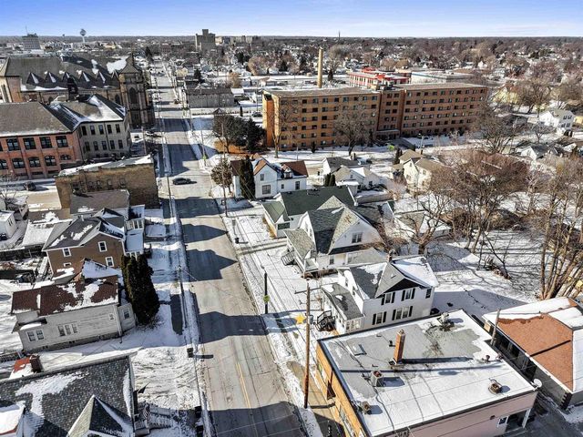 716 MERRITT AVENUE, Oshkosh, WI 54901