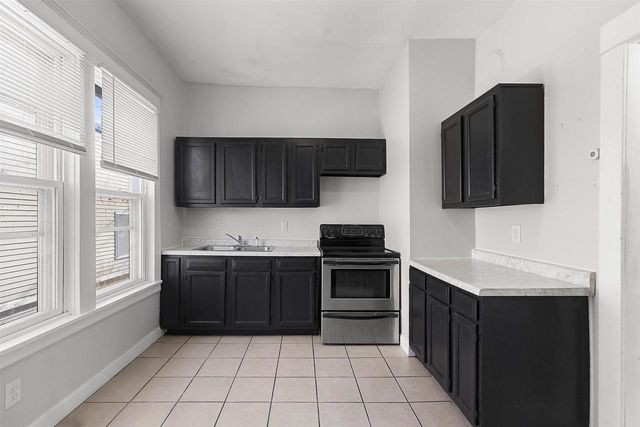 716 MERRITT AVENUE, Oshkosh, WI 54901