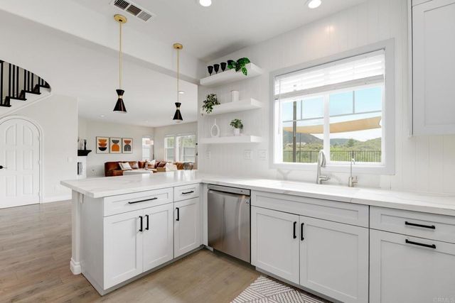 1847 Tanglewood, San Marcos, CA 92078