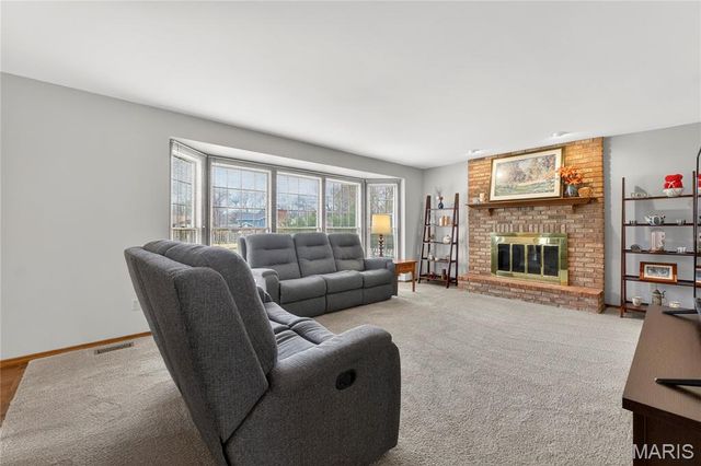 3009 Quail Run Lane, St Charles, MO 63303