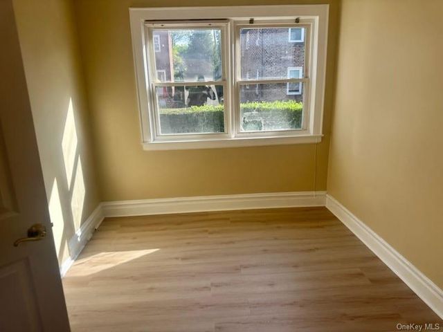 368 Packman Avenue, Mount Vernon, NY 10552