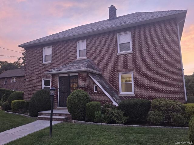 368 Packman Avenue, Mount Vernon, NY 10552