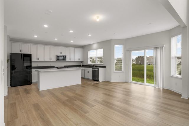 4917 Obsidian Way, Victoria, MN 55386