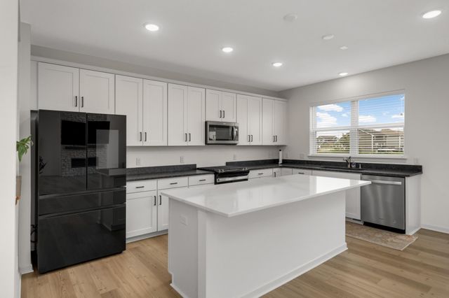 4917 Obsidian Way, Victoria, MN 55386
