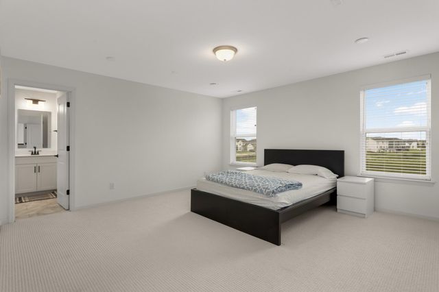 4917 Obsidian Way, Victoria, MN 55386
