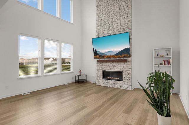 4917 Obsidian Way, Victoria, MN 55386