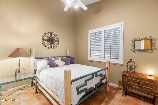 7050 E CARRIAGE TRAILS Drive, Scottsdale, AZ 85266