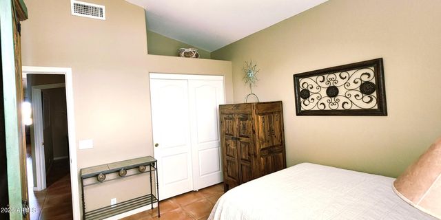 7050 E CARRIAGE TRAILS Drive, Scottsdale, AZ 85266