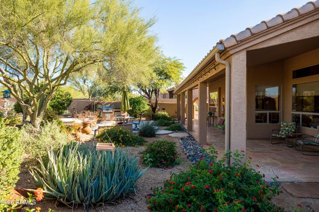 7050 E CARRIAGE TRAILS Drive, Scottsdale, AZ 85266