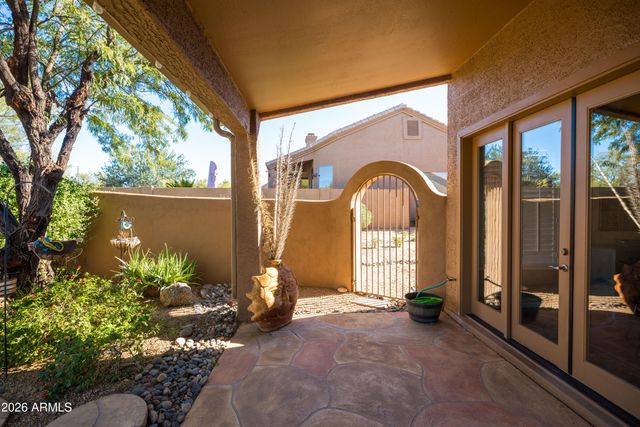 7050 E CARRIAGE TRAILS Drive, Scottsdale, AZ 85266