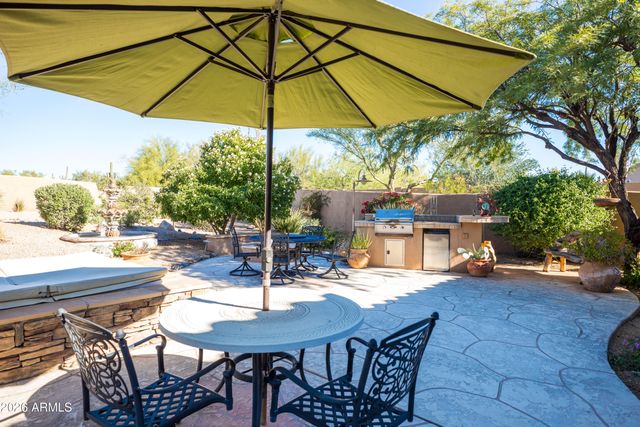 7050 E CARRIAGE TRAILS Drive, Scottsdale, AZ 85266