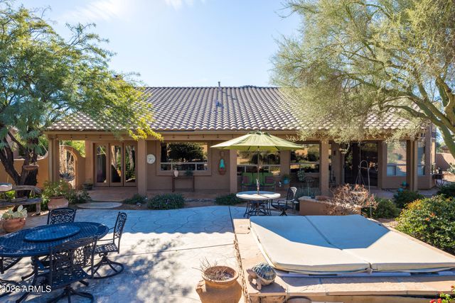 7050 E CARRIAGE TRAILS Drive, Scottsdale, AZ 85266
