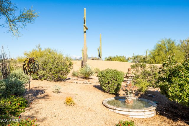 7050 E CARRIAGE TRAILS Drive, Scottsdale, AZ 85266