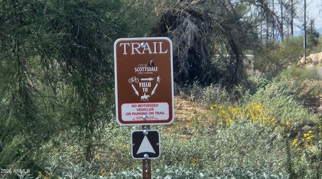 7050 E CARRIAGE TRAILS Drive, Scottsdale, AZ 85266