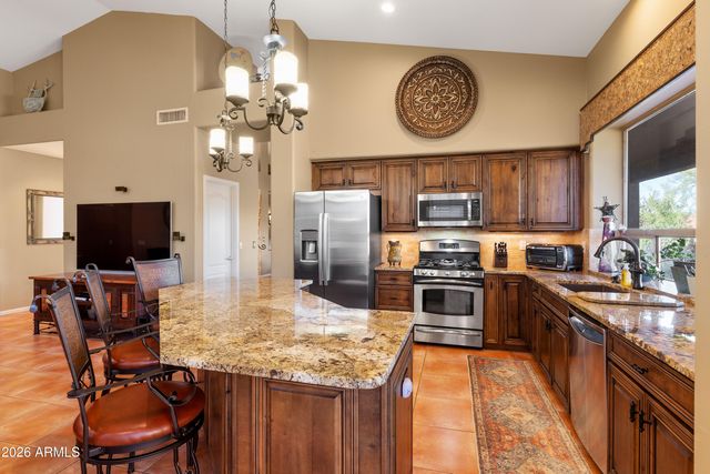 7050 E CARRIAGE TRAILS Drive, Scottsdale, AZ 85266