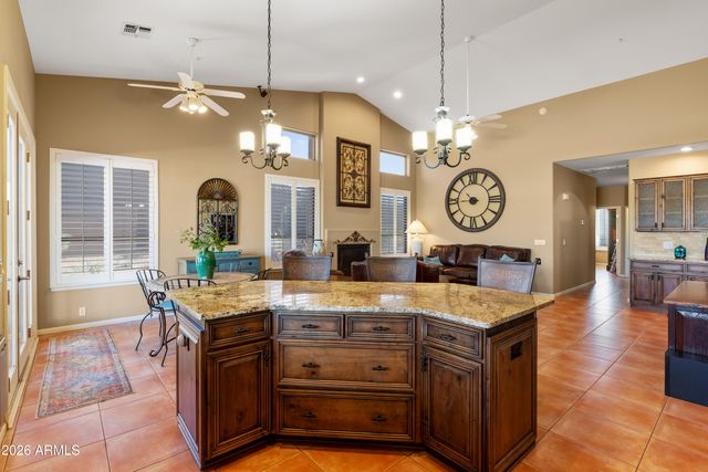 7050 E CARRIAGE TRAILS Drive, Scottsdale, AZ 85266