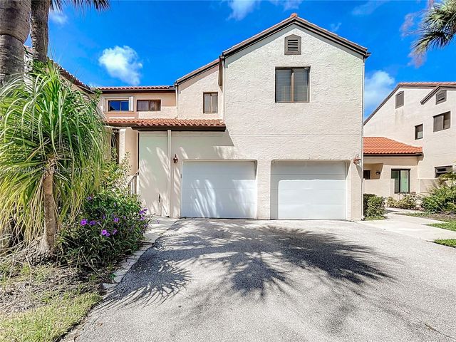 20 Via De Casas Sur 202, Boynton Beach, FL 33426