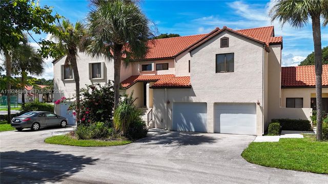 20 Via De Casas Sur 202, Boynton Beach, FL 33426