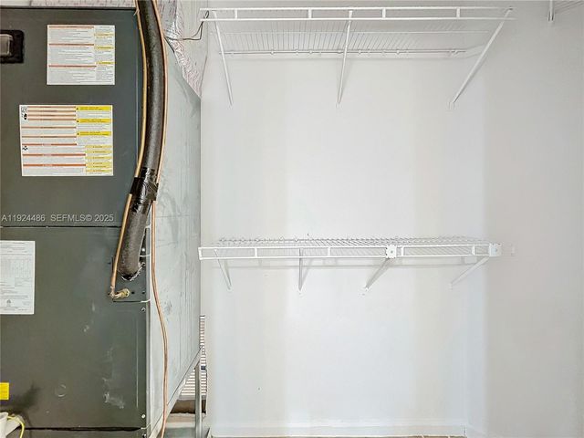 20 Via De Casas Sur 202, Boynton Beach, FL 33426