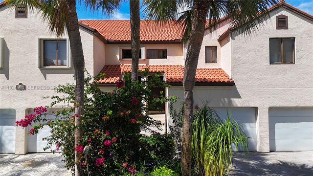 20 Via De Casas Sur 202, Boynton Beach, FL 33426