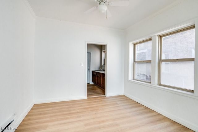 2828 S Moreland Boulevard, Cleveland, OH 44120