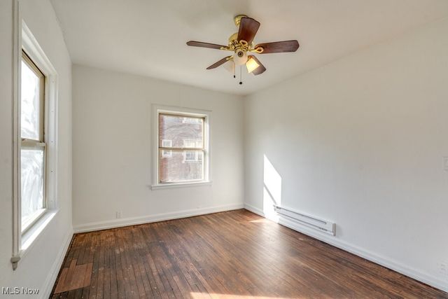 2828 S Moreland Boulevard, Cleveland, OH 44120