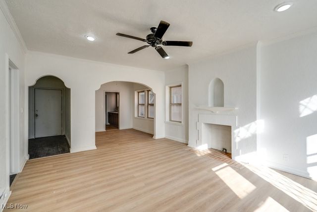 2828 S Moreland Boulevard, Cleveland, OH 44120