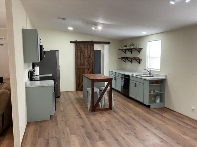 90 NE 132ND TERRACE, Williston, FL 32696