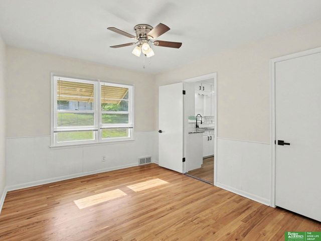 2042 N 69th Street, Omaha, NE 68104