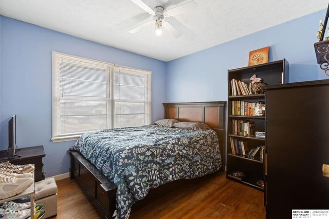 3702 Summit Street, Omaha, NE 68112