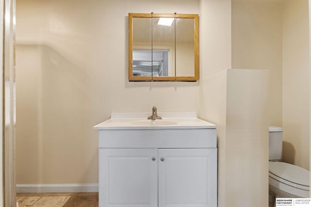 3702 Summit Street, Omaha, NE 68112