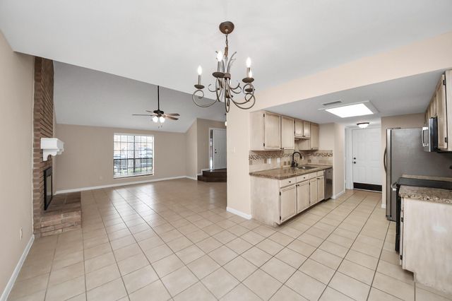 7821 Theissetta Drive 141, Spring, TX 77379