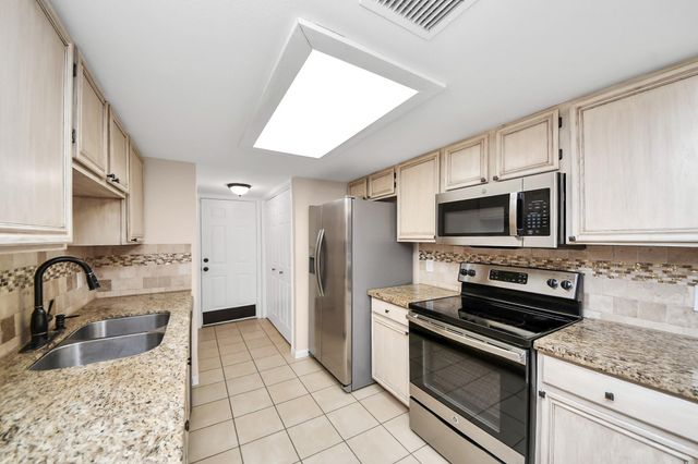 7821 Theissetta Drive 141, Spring, TX 77379