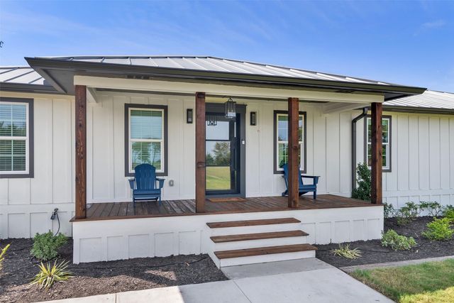 1344 Crews Road, Bells, TX 75414