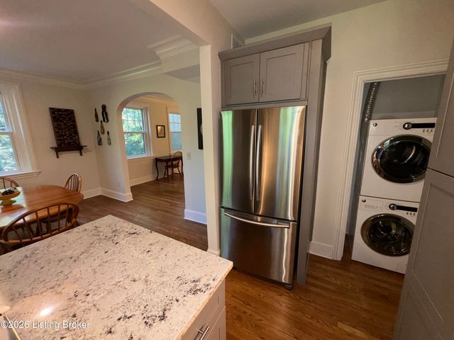 3017 Brownsboro Rd APT 4, Louisville, KY 40206