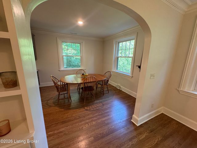 3017 Brownsboro Rd APT 4, Louisville, KY 40206