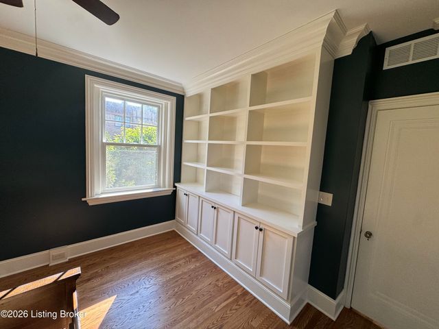 3017 Brownsboro Rd APT 4, Louisville, KY 40206