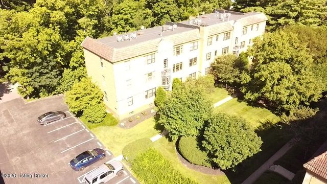3017 Brownsboro Rd APT 4, Louisville, KY 40206